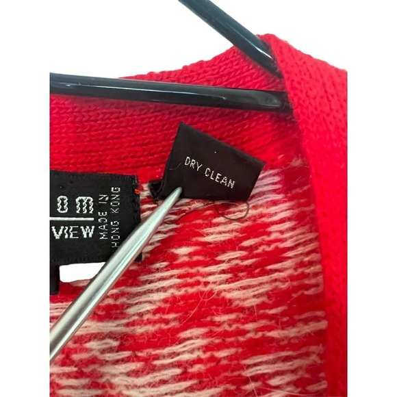 VTG Women’s Lambswool Angora Sweater Vest Small Red White Jacquard Academia Mod - Picture 9 of 9